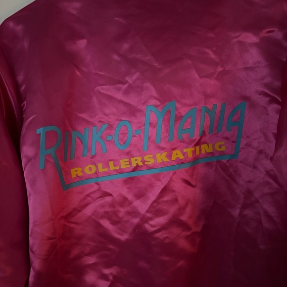brand new! stranger things 4 rink-o-mania rollerskating rink pink satin bomber🛼 - Picture 3 of 8